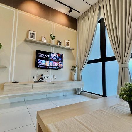 Royale Cottage Midvalley Netflix Pools 4 Pax 新山 外观 照片